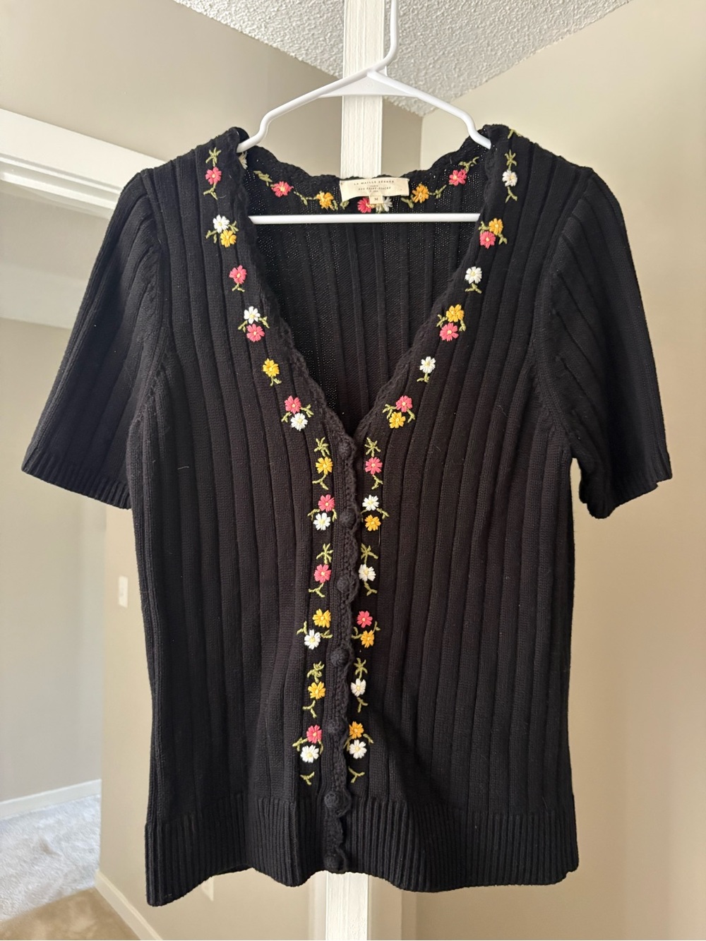 Sezane Embroidered Black Floral TrimRibbed Short-Sleeve Sweater